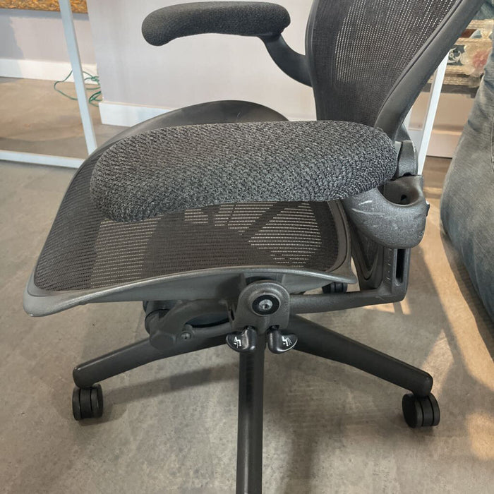 Herman Miller Aeron Chair