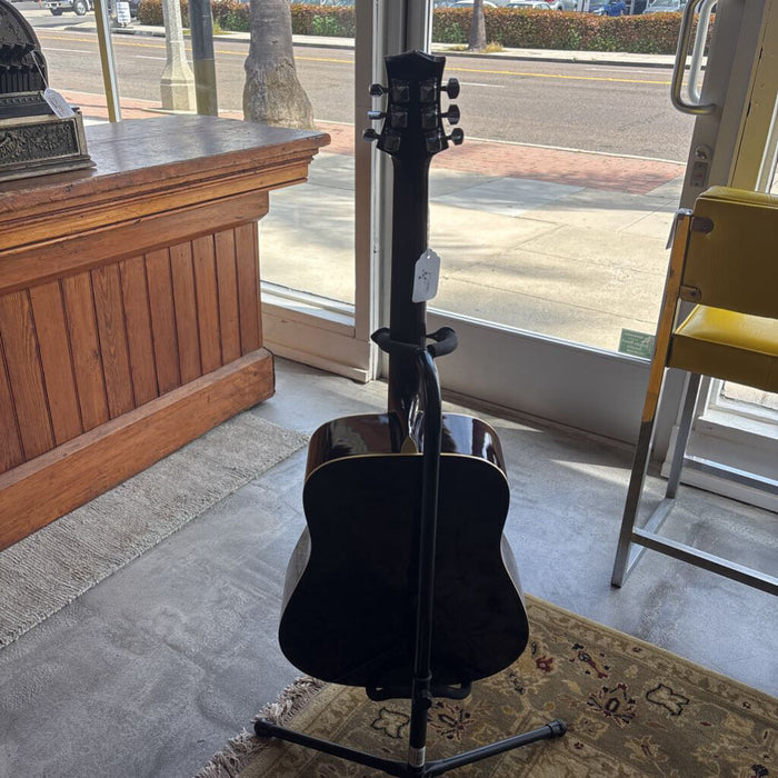 Signed Dierks Bentley Guitar